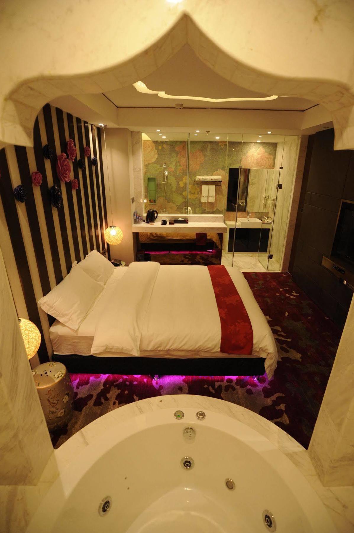 Secret Garden Hotel Guangzhou Buitenkant foto