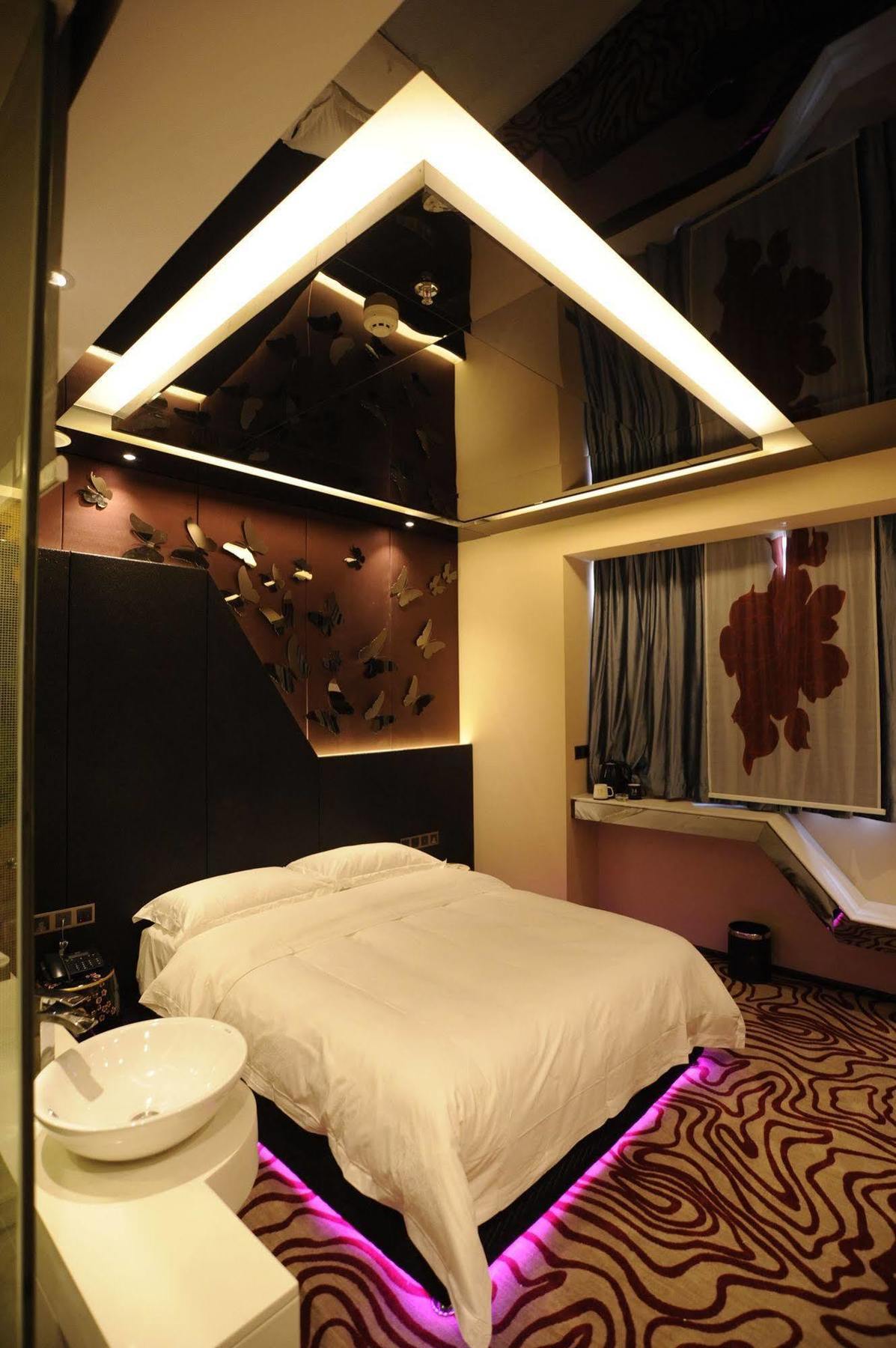 Secret Garden Hotel Guangzhou Buitenkant foto